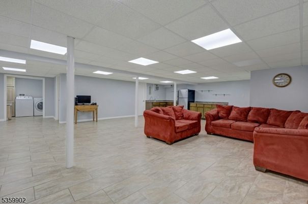 Interior, Living room, Recessed Lighting, Washer