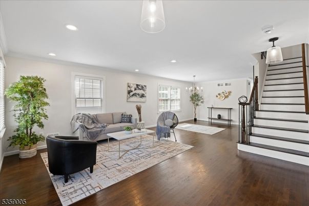 Interior, Living room, Pendant Lights, Recessed Lighting, Wood Texture Flooring
