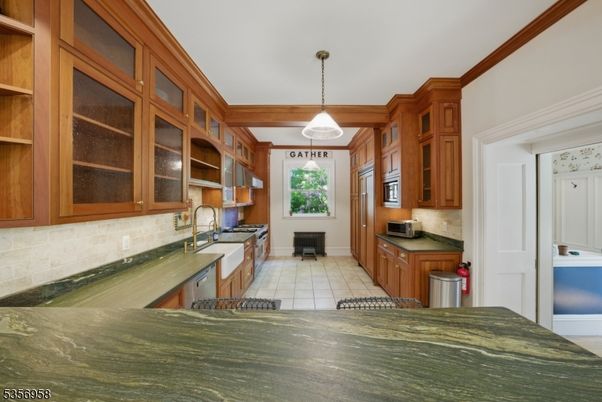 Interior, Kitchen, Pendant Lights