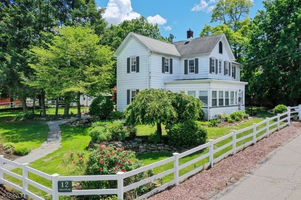Backyard, Exterior, Facade, Farmhouse