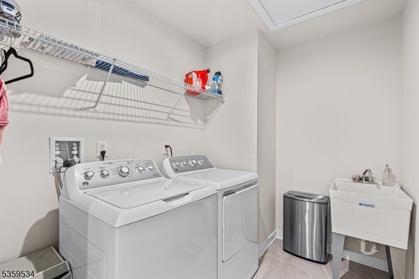 Interior, Washer