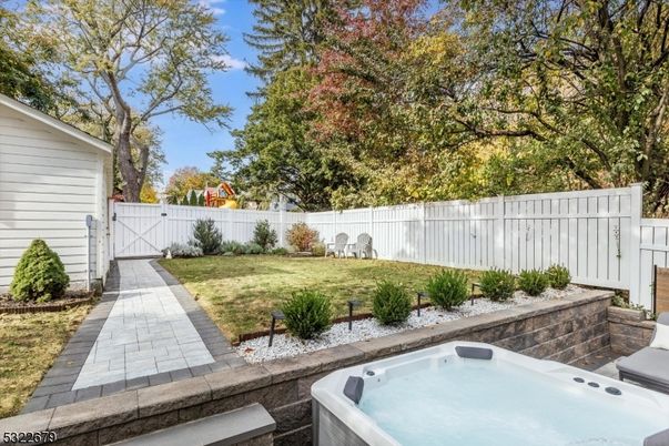 Backyard, Exterior, Hot Tub