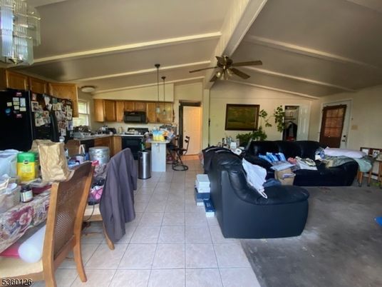 Chandelier, Interior, Kitchen, Living room