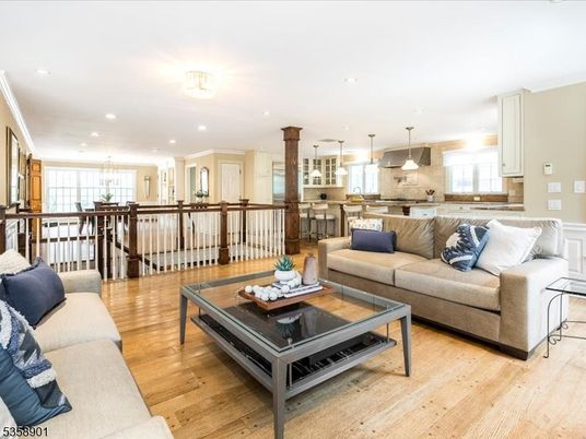 Interior, Kitchen, Living room, Pendant Lights, Recessed Lighting, Wood Texture Flooring
