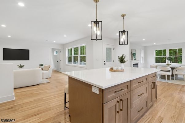 Dining room, Interior, Kitchen, Living room, Pendant Lights, Recessed Lighting, Wood Texture Flooring