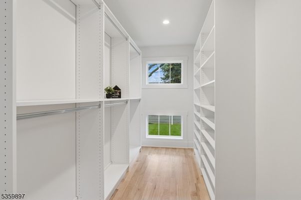 Interior, Recessed Lighting, Walk-in Closets, Wood Texture Flooring
