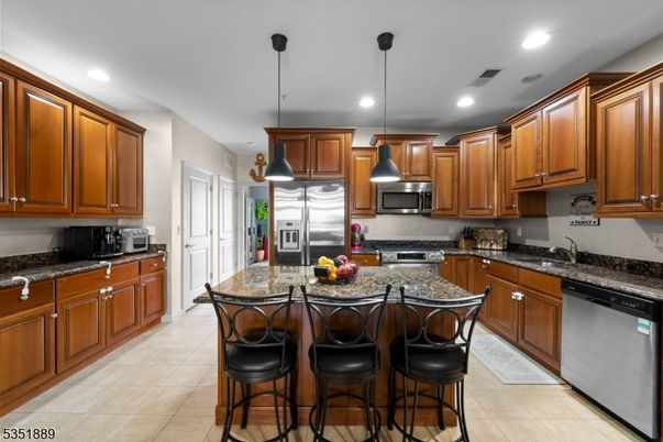 Interior, Kitchen, Pendant Lights, Recessed Lighting, Stainless Steel Appliances