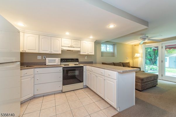 Interior, Kitchen, Recessed Lighting