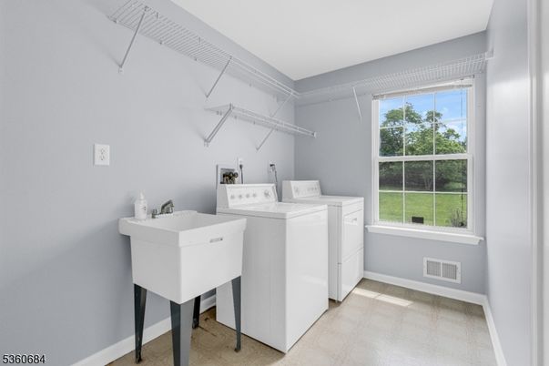 Interior, Washer