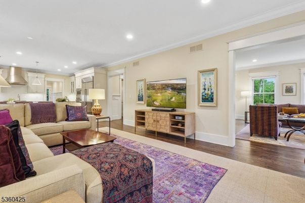 Interior, Kitchen, Living room, Pendant Lights, Recessed Lighting, Stainless Steel Appliances, Wood Texture Flooring