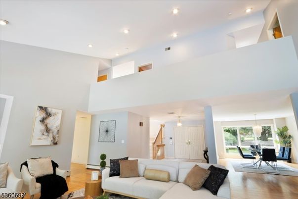 Dining room, Interior, Living room, Pendant Lights, Recessed Lighting, Wood Texture Flooring