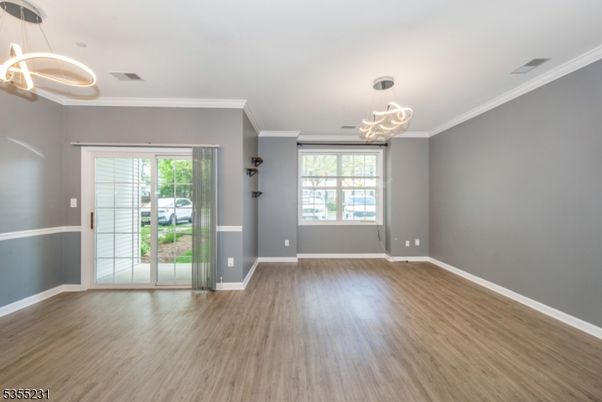 Empty room, Interior, Pendant Lights, Wood Texture Flooring
