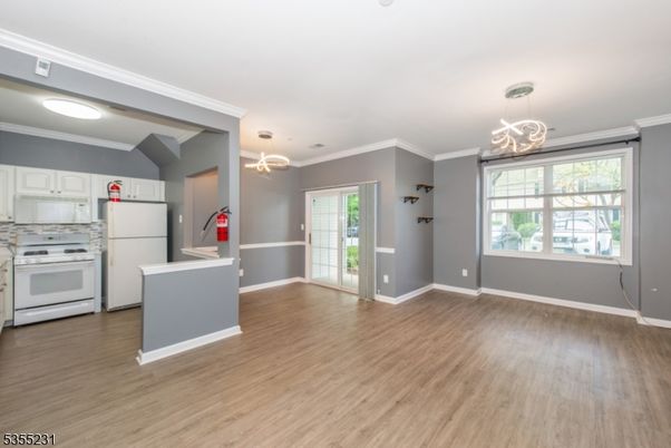 Chandelier, Interior, Kitchen, Pendant Lights, Wood Texture Flooring