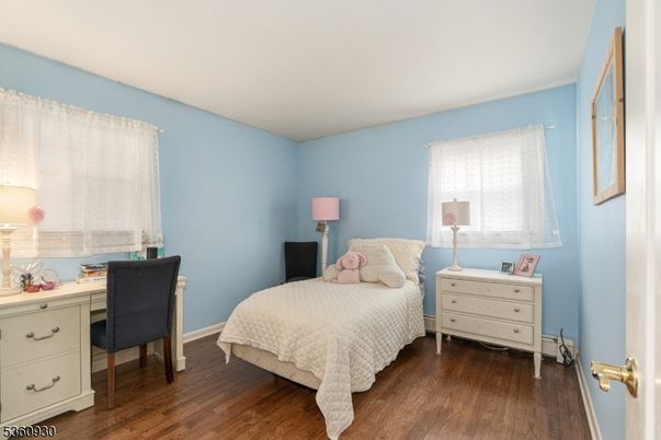 Bedroom, Home Office, Interior, Wood Texture Flooring