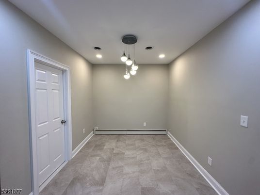 Empty room, Interior, Pendant Lights, Recessed Lighting