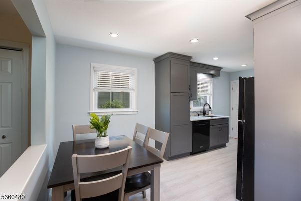 Dining room, Interior, Kitchen, Recessed Lighting, Wood Texture Flooring