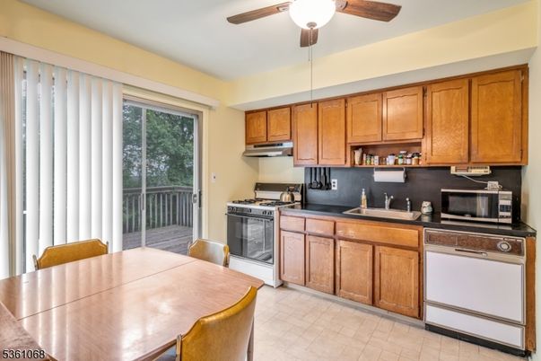 Dining room, Interior, Kitchen