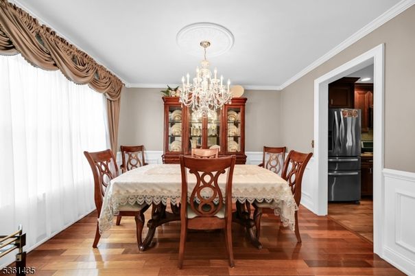 Chandelier, Dining room, Interior, Kitchen, Wood Texture Flooring
