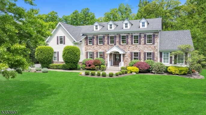 Backyard, Exterior, Facade, Brick Facade, Georgian