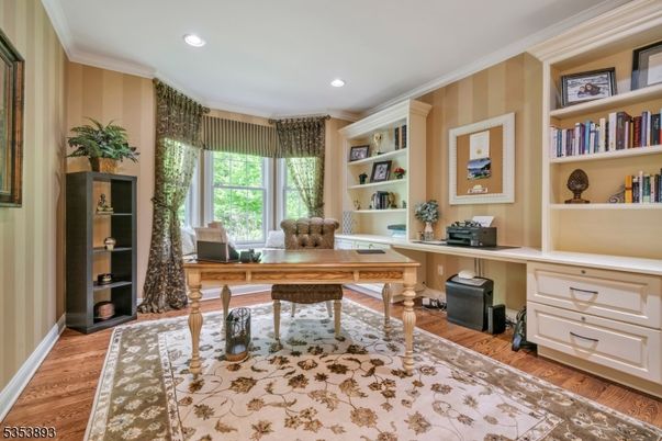 Home Office, Interior, Recessed Lighting, Wood Texture Flooring