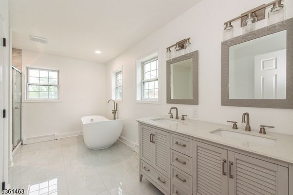 Bathroom, Dual Sink Vanities, Free Standing Baths, Glass Shower, Interior, Recessed Lighting