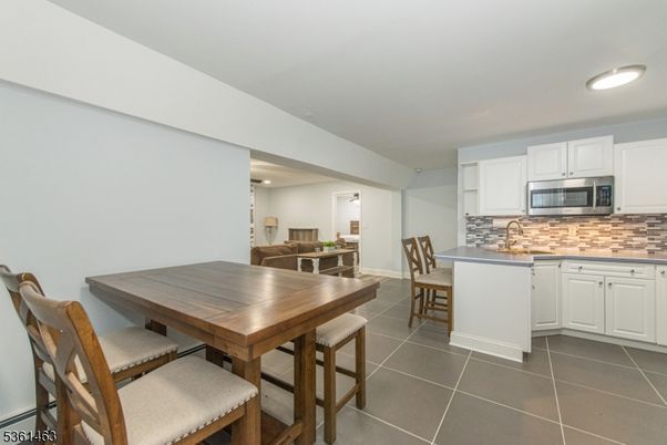 Dining room, Interior, Kitchen, Recessed Lighting