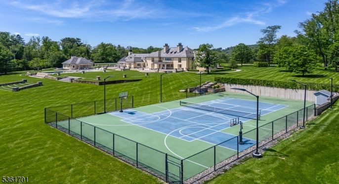 Exterior, Tennis Courts
