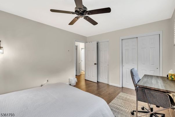 Bedroom, Home Office, Interior, Wood Texture Flooring