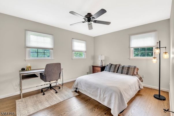 Bedroom, Home Office, Interior, Wood Texture Flooring