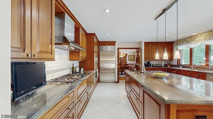 Interior, Kitchen, Pendant Lights, Recessed Lighting, Stainless Steel Appliances