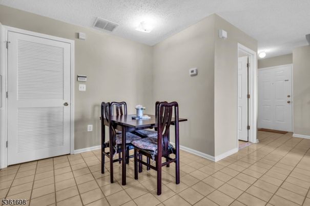 Dining room, Interior