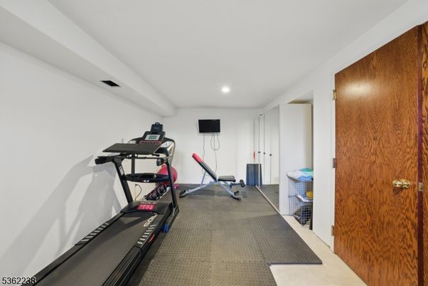 Fitness Equipment, Interior, Recessed Lighting