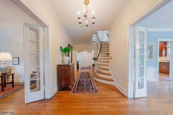 Chandelier, Interior, Wood Texture Flooring