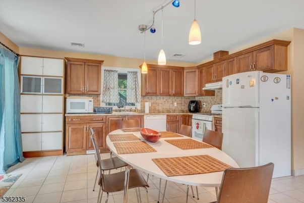 Dining room, Interior, Kitchen, Pendant Lights