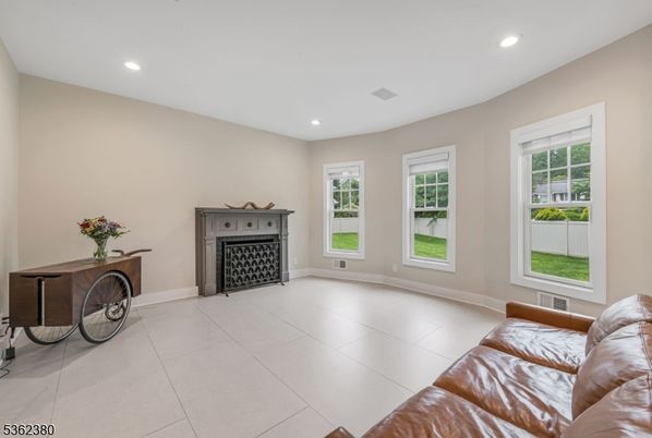 Fireplace, Interior, Recessed Lighting