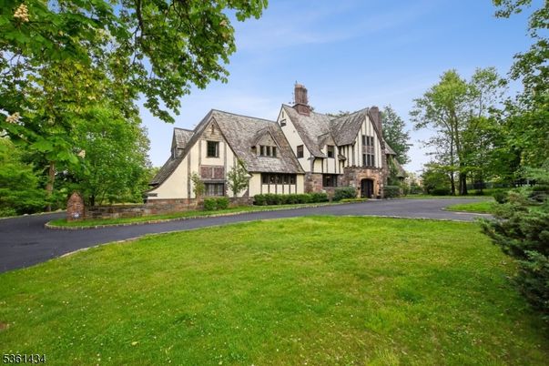 Backyard, Exterior, Facade, Tudor Revival