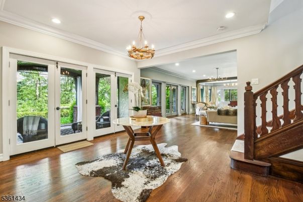 Chandelier, Interior, Recessed Lighting, Wood Texture Flooring