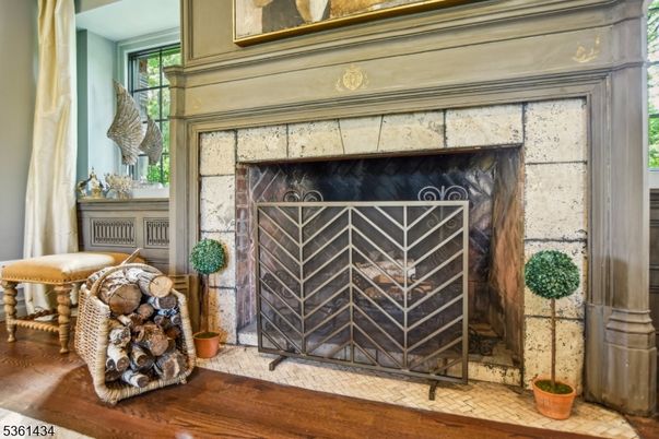 Fireplace, Interior
