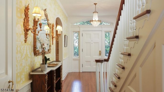 Chandelier, Interior, Wood Texture Flooring