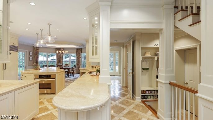Chandelier, Dining room, Interior, Kitchen, Pendant Lights, Recessed Lighting, Stainless Steel Appliances