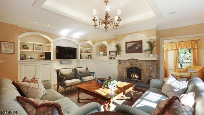 Chandelier, Fireplace, Interior, Living room, Recessed Lighting