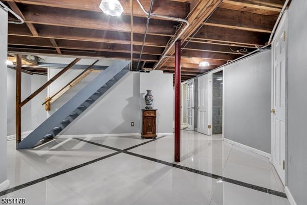 Interior, Wooden Beams
