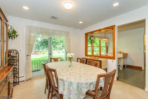Dining room, Interior, Recessed Lighting