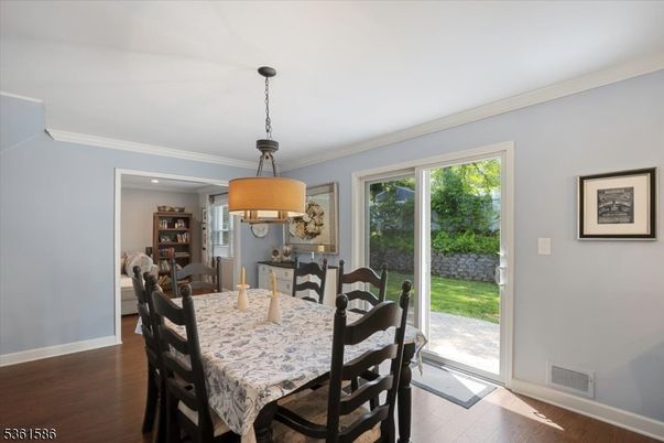 Chandelier, Dining room, Interior, Pendant Lights, Recessed Lighting, Wood Texture Flooring