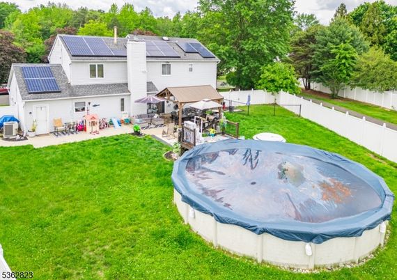 Backyard, Exterior, Hot Tub, Pool, Solar Panels