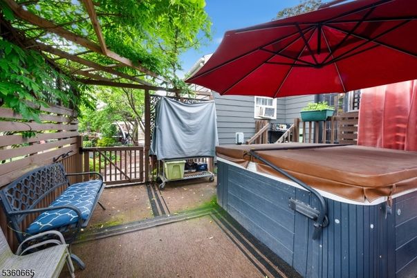 Exterior, Hot Tub