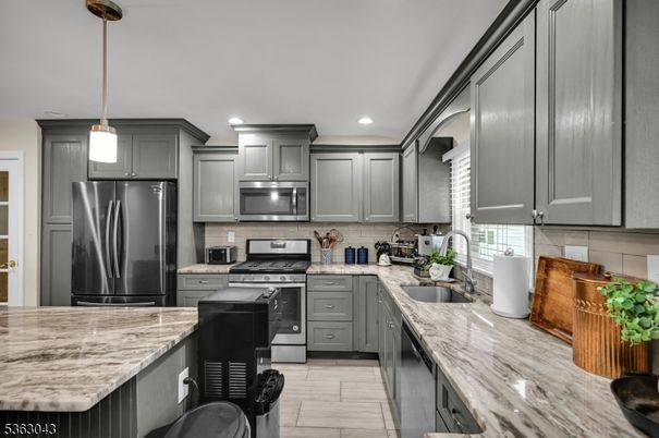 Interior, Kitchen, Pendant Lights, Recessed Lighting, Stainless Steel Appliances