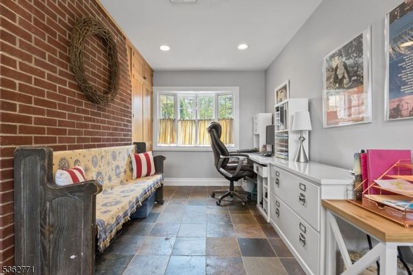 Home Office, Interior, Recessed Lighting, Stone Walls