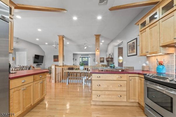 Dining room, Interior, Kitchen, Recessed Lighting, Stainless Steel Appliances, Wooden Beams, Wood Texture Flooring
