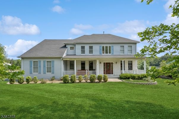 Backyard, Exterior, Facade, Farmhouse